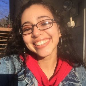 Meet your Posher, Jasmine